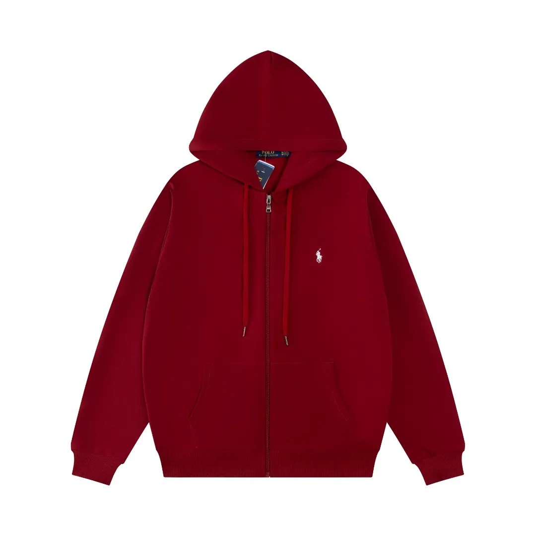 P236 #R95 Ralph Lauren/Ralph Lauren Twelve Color Pony🐎 Embroidered zipper cardigan jacket hooded sweatshirt This hooded sweatshirt is decorated with a simple style that represents Ralph Lauren. It is paired with a pony embroidery pattern. The three-dimensional solid color fabric and exquisite embroidery instantly set it off! Hooded sports design, loose and casual fit! The overall texture is very strong! Through the pictures, we can feel the thickness and texture of custom-woven and dyed threads. The workmanship is exquisite. They are shipped from major foreign trade factories. They are all made by masters with many years of experience. Everything is of high standards and requirements! Simple and versatile style ~ super delicate and soft, close to the body without being tied, all fabrics and accessories are original custom-made and of high quality! Perfectly reflects the brand’s sense of superiority! Standard cut, comfortable stretch, unrestricted movement! Highly practical, high-end and classy! Versatile style ~ can be paired with jeans or jogging pants. Ideal for transitioning from your morning commute to weekend events!  Color: Black with red label Black with white label Khaki Navy blue with red label Navy blue with white label White Light gray Dark gray Burgundy Army green Light blue Pink Size: S M L